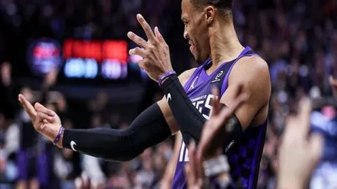 斯图加特遭勒沃库森逆转，连丢三球败北