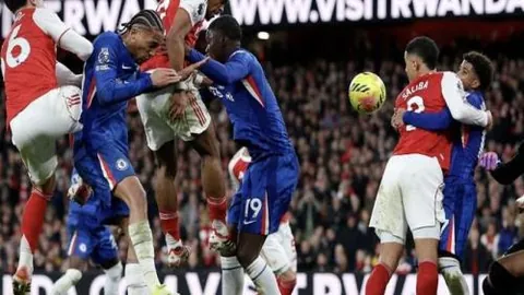 “36岁国足门神王大雷：独享2025亚锦赛1-0沙特胜绩首发出场荣光”